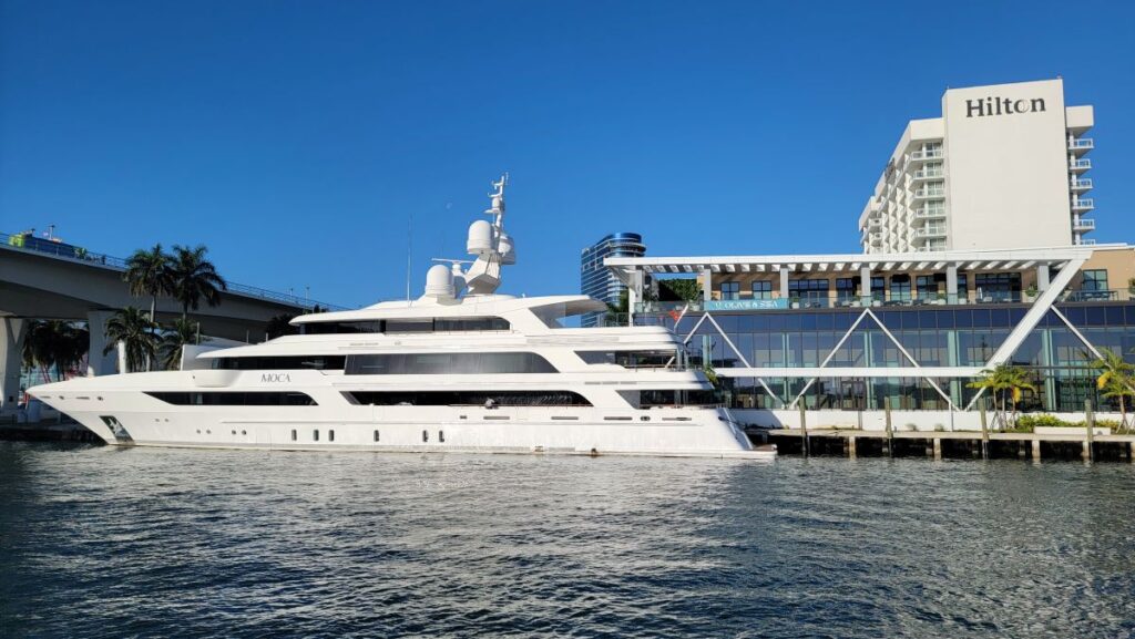 Hilton Marina Hotels Near Broward County Convention Center