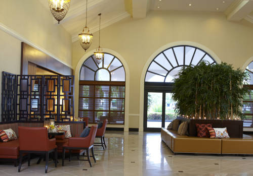 renaissance-fort-lauderdale-cruiseport-hotel-lobby